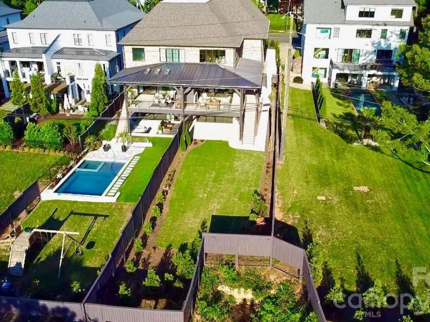 1214 Kings Drive, Charlotte, NC 28207.  MLS# CAR4401843, YatesRealty ID 26677. Backyard view, option for a pool to be added