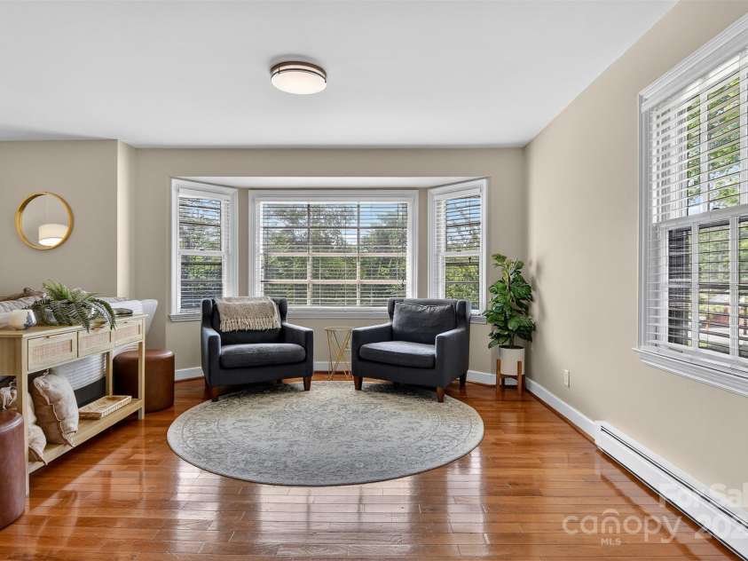 601 Pennell Street, Lenoir, NC 28645.  MLS# CAR4274265, YatesRealty ID 26677. 