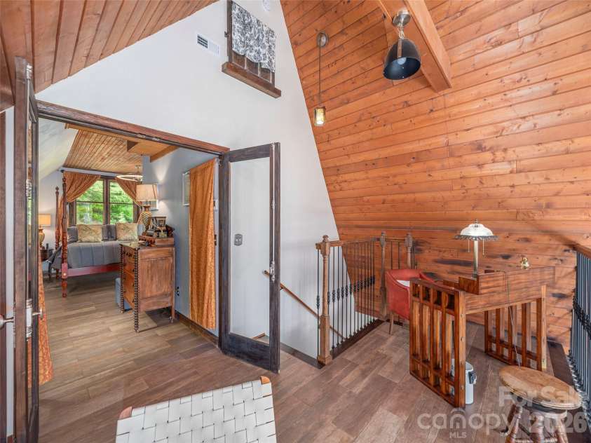 461 Ferguson Cove Loop, Clyde, NC 28721.  MLS# CAR4354575, YatesRealty ID 26678. 