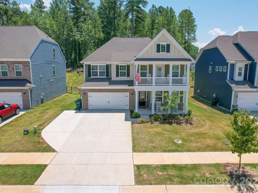 136 Dogwood Grove Place, Troutman, NC 28166.  MLS# CAR4276414, YatesRealty ID 26679. 