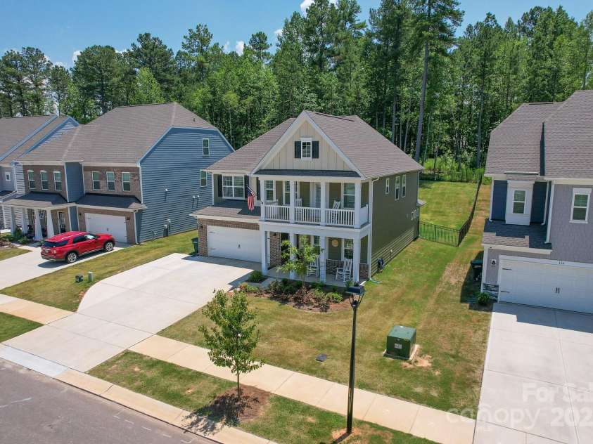 136 Dogwood Grove Place, Troutman, NC 28166.  MLS# CAR4276414, YatesRealty ID 26679. 