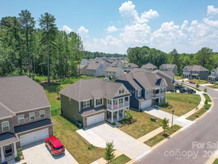 136 Dogwood Grove Place, Troutman, NC 28166.  MLS# CAR4276414, YatesRealty ID 26679. 