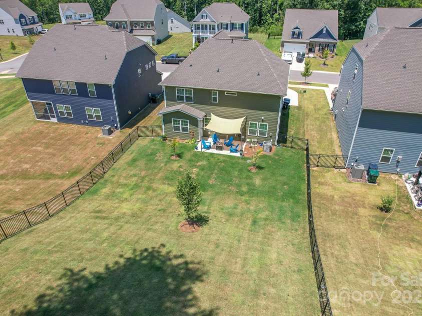 136 Dogwood Grove Place, Troutman, NC 28166.  MLS# CAR4276414, YatesRealty ID 26679. 