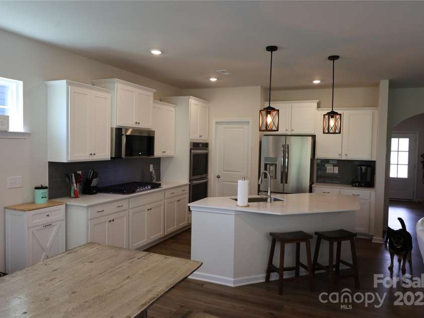 136 Dogwood Grove Place, Troutman, NC 28166.  MLS# CAR4276414, YatesRealty ID 26679. Kitchen