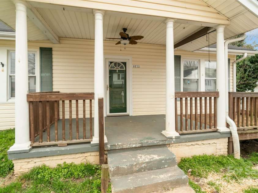 1111 4th Avenue, Gastonia, NC 28052.  MLS# CAR4231971, YatesRealty ID 2668. 