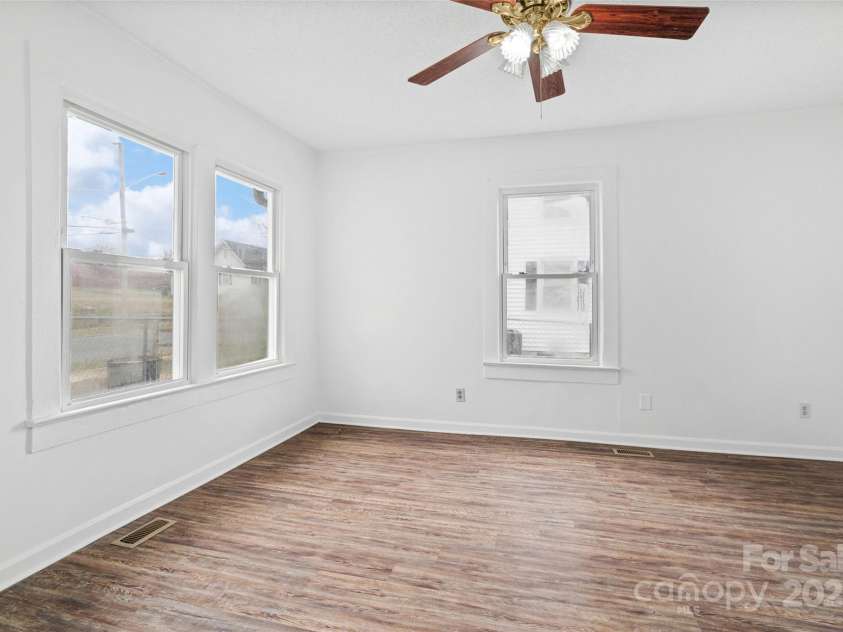 1111 4th Avenue, Gastonia, NC 28052.  MLS# CAR4231971, YatesRealty ID 2668. 