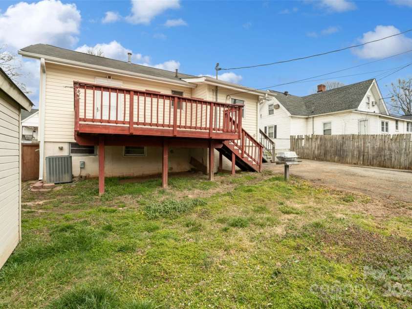 1111 4th Avenue, Gastonia, NC 28052.  MLS# CAR4231971, YatesRealty ID 2668. 