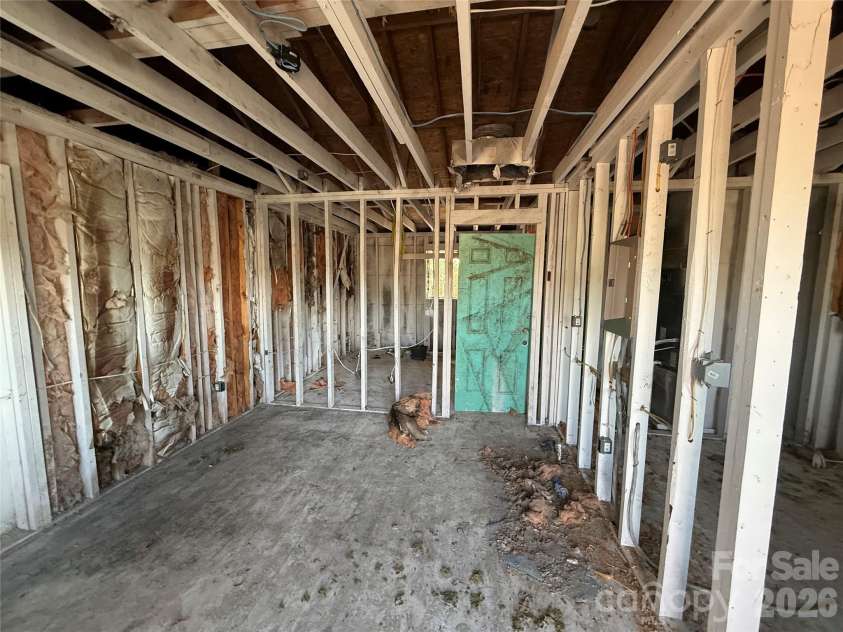 2427 Carmine Street, Charlotte, NC 28206.  MLS# CAR4339842, YatesRealty ID 2668. 