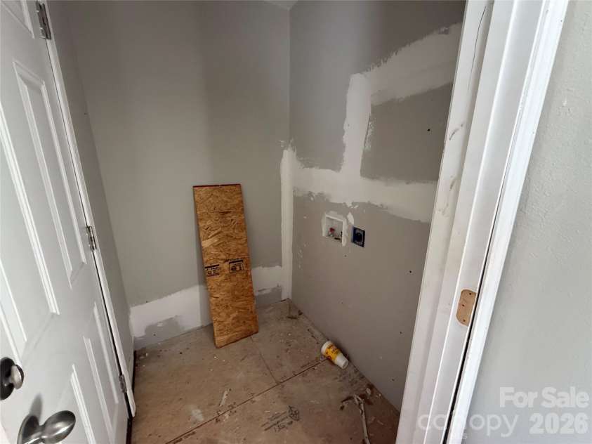 2427 Carmine Street, Charlotte, NC 28206.  MLS# CAR4339842, YatesRealty ID 2668. 