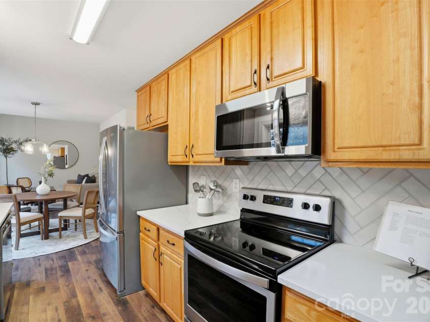 4701 Magnolia Ridge Drive, Waxhaw, NC 28173.  MLS# CAR4344434, YatesRealty ID 2668. 