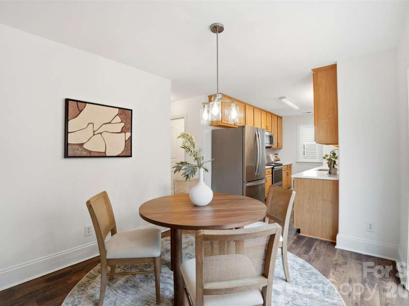 4701 Magnolia Ridge Drive, Waxhaw, NC 28173.  MLS# CAR4344434, YatesRealty ID 2668. Breakfast Area