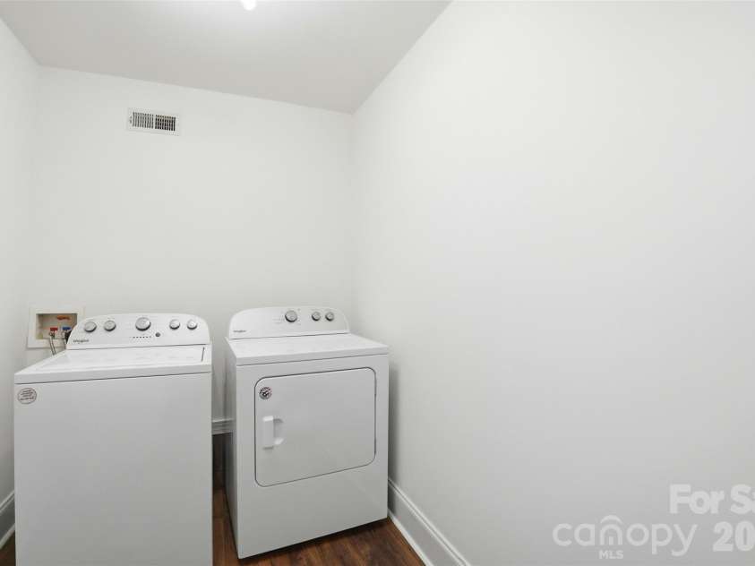 4701 Magnolia Ridge Drive, Waxhaw, NC 28173.  MLS# CAR4344434, YatesRealty ID 2668. Laundry Room Downstairs 