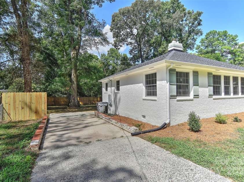 1116 Bragg Street, Monroe, NC 28112.  MLS# CAR4281059, YatesRealty ID 26680. 