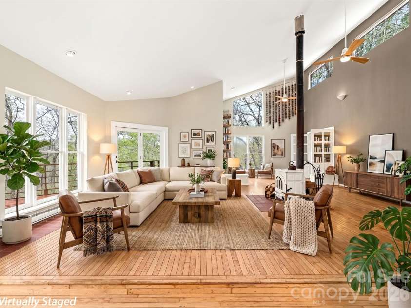 76 Raven Rock Lane, Marshall, NC 28753.  MLS# CAR4369847, YatesRealty ID 26680. Extra large living area virtually staged
