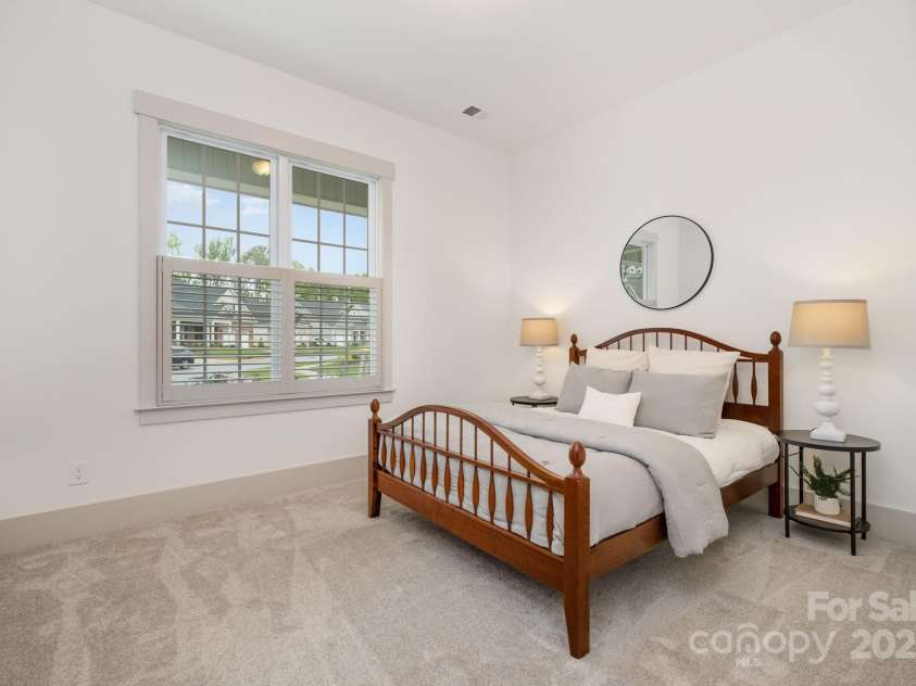 19031 Brandon James Drive, Cornelius, NC 28031.  MLS# CAR4256290, YatesRealty ID 26681. Another lovely guest space offering guests a perfect retreat