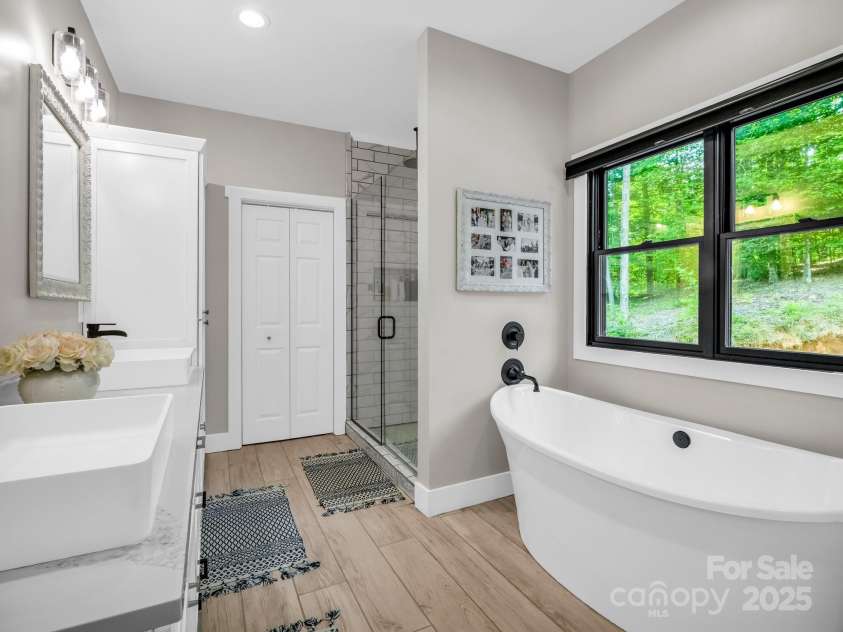5717 Turnpike Road, Horse Shoe, NC 28742.  MLS# CAR4274193, YatesRealty ID 26684. 