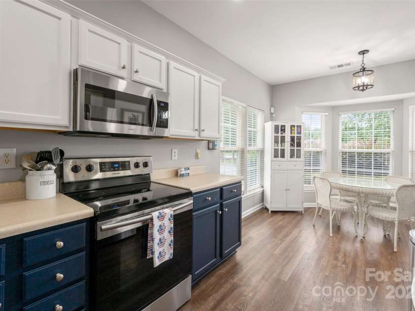 6225 Harrisburg Plaza, Harrisburg, NC 28075.  MLS# CAR4278154, YatesRealty ID 26686. 