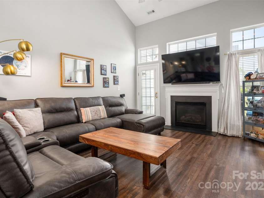 6225 Harrisburg Plaza, Harrisburg, NC 28075.  MLS# CAR4278154, YatesRealty ID 26686. 