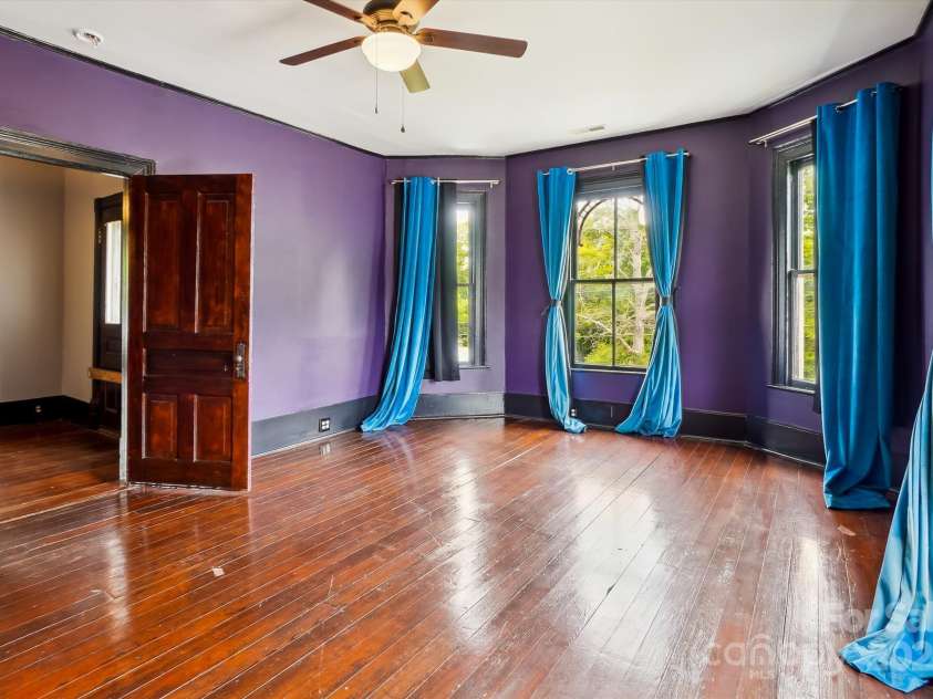 107 Hinton Street, Chester, SC 29706.  MLS# CAR4261539, YatesRealty ID 26688. Bedroom 3