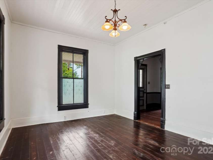 107 Hinton Street, Chester, SC 29706.  MLS# CAR4261539, YatesRealty ID 26688. Dining Room