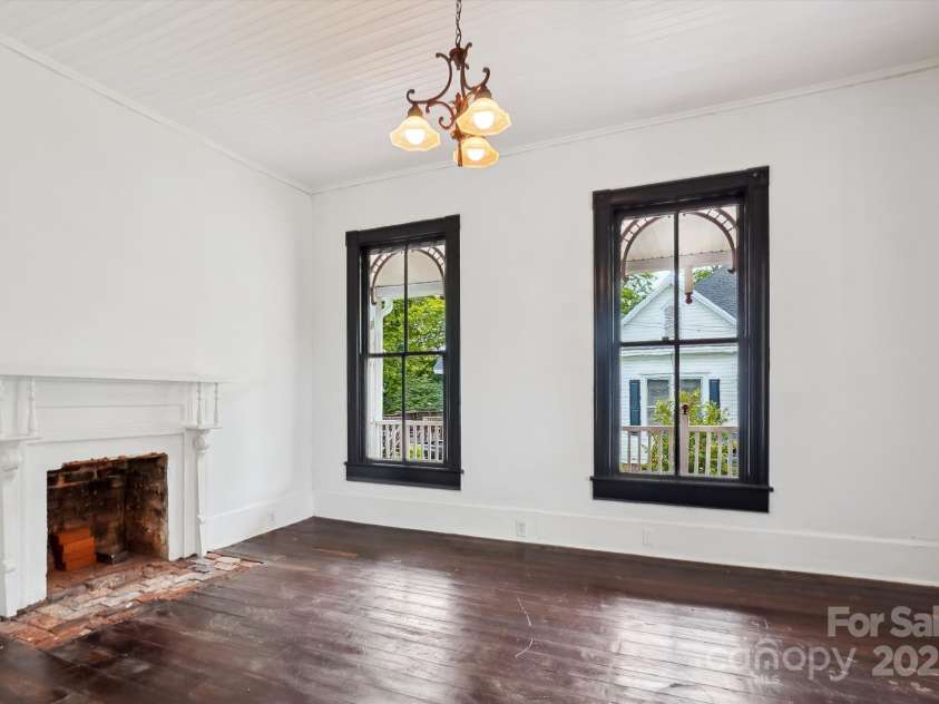 107 Hinton Street, Chester, SC 29706.  MLS# CAR4261539, YatesRealty ID 26688. Dining Room