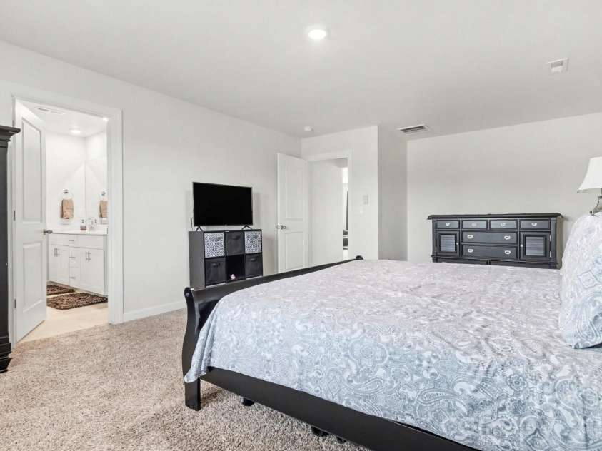 11416 Solstice Way, Huntersville, NC 28078.  MLS# CAR4361145, YatesRealty ID 26688. Primary Bedroom on the Second Floor with carpet, recessed lights, walk-in closet and primary bathroom