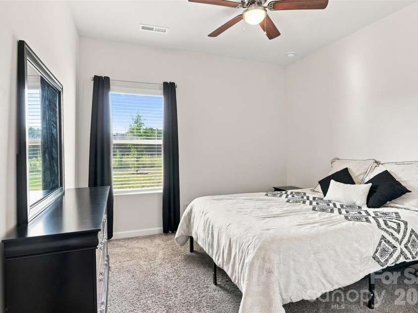 11416 Solstice Way, Huntersville, NC 28078.  MLS# CAR4413200, YatesRealty ID 26688. 