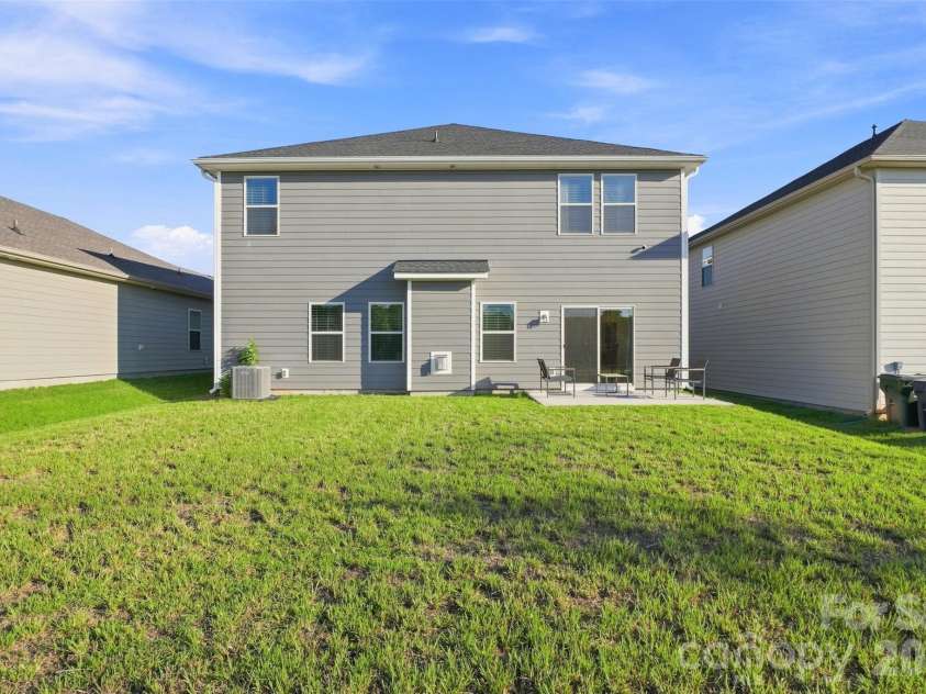 11416 Solstice Way, Huntersville, NC 28078.  MLS# CAR4413200, YatesRealty ID 26688. 