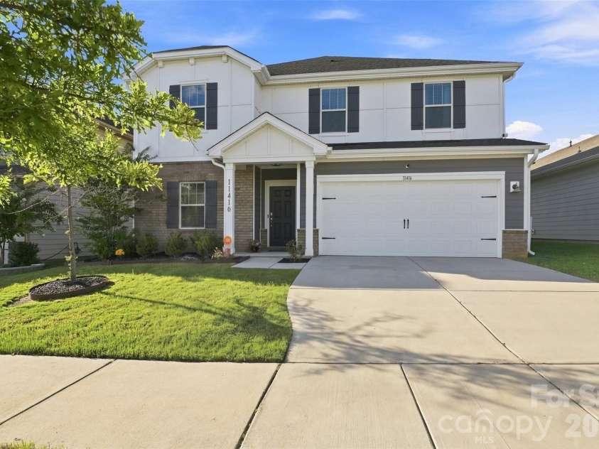 11416 Solstice Way, Huntersville, NC 28078.  MLS# CAR4413200, YatesRealty ID 26688. 