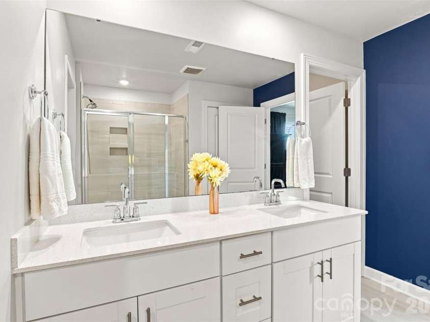 11416 Solstice Way, Huntersville, NC 28078.  MLS# CAR4413200, YatesRealty ID 26688. 