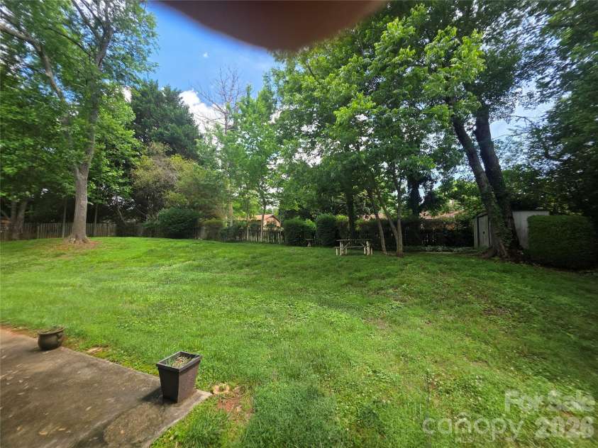 4028 Elizabeth Street, Hickory, NC 28601.  MLS# CAR4386803, YatesRealty ID 26689. 