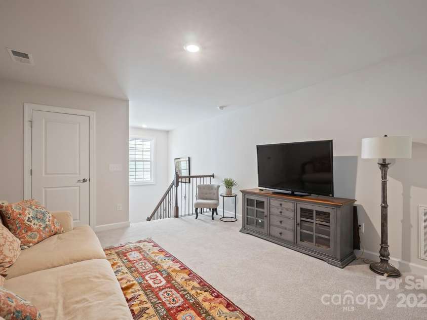 22014 Finworthy Lane, Huntersville, NC 28078.  MLS# CAR4234167, YatesRealty ID 2669. 