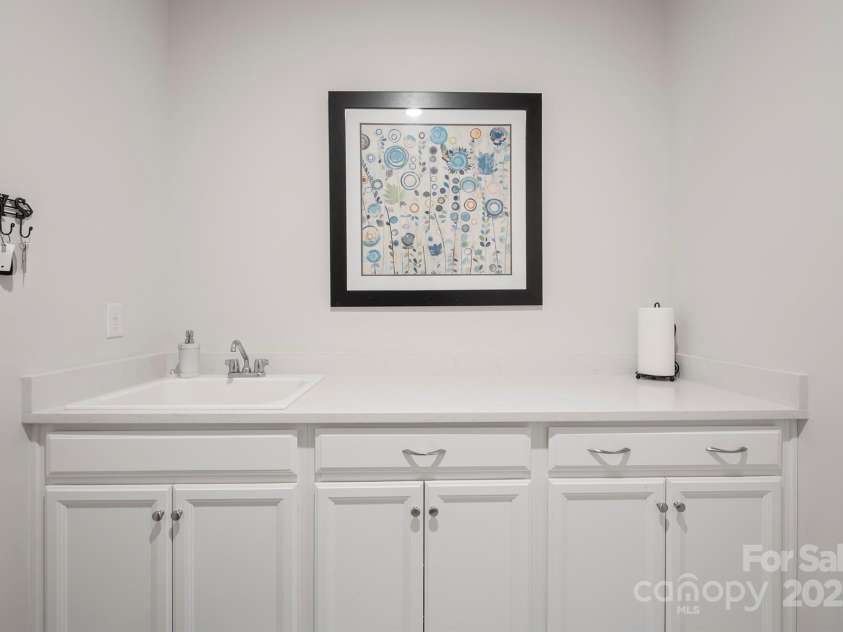 22014 Finworthy Lane, Huntersville, NC 28078.  MLS# CAR4234167, YatesRealty ID 2669. 