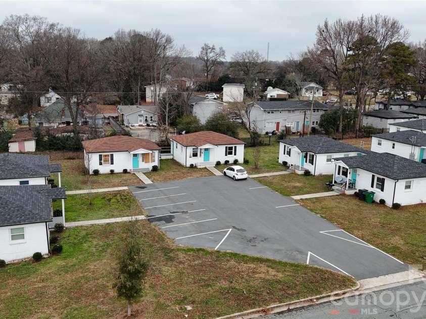 2232 Alma Court, Charlotte, NC 28206.  MLS# CAR4339954, YatesRealty ID 2669. 