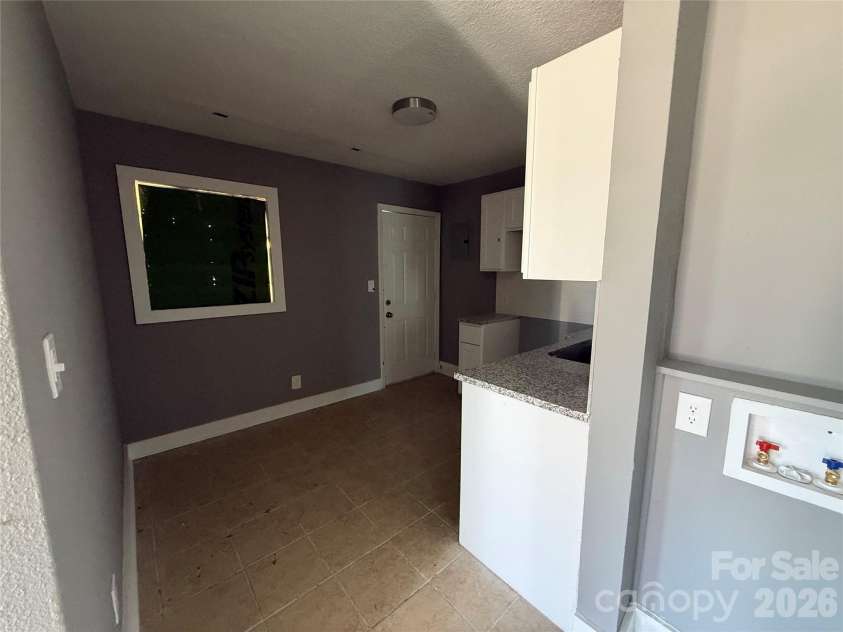 2232 Alma Court, Charlotte, NC 28206.  MLS# CAR4339954, YatesRealty ID 2669. 