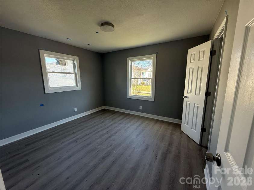 2232 Alma Court, Charlotte, NC 28206.  MLS# CAR4339954, YatesRealty ID 2669. 