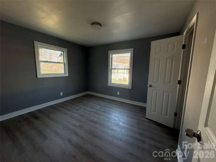 2232 Alma Court, Charlotte, NC 28206.  MLS# CAR4339954, YatesRealty ID 2669. 