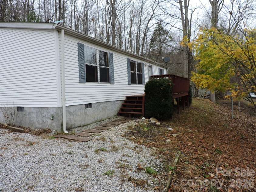 2271 Gouges Creek Road, Spruce Pine, NC 28777.  MLS# CAR4202059, YatesRealty ID 2669. 