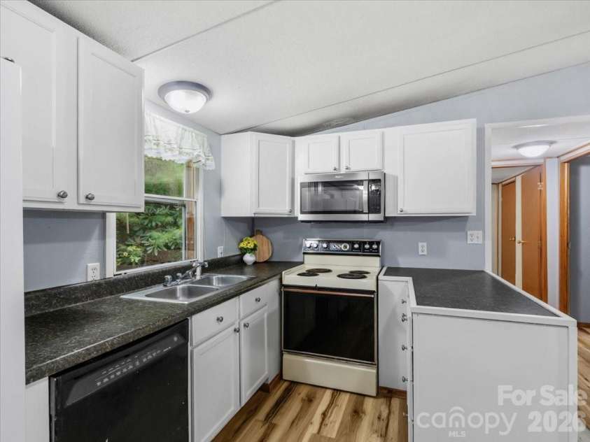 2271 Gouges Creek Road, Spruce Pine, NC 28777.  MLS# CAR4425630, YatesRealty ID 2669. 