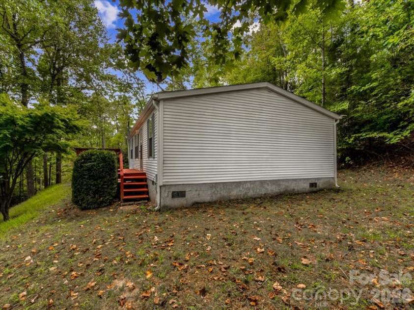 2271 Gouges Creek Road, Spruce Pine, NC 28777.  MLS# CAR4425630, YatesRealty ID 2669. 