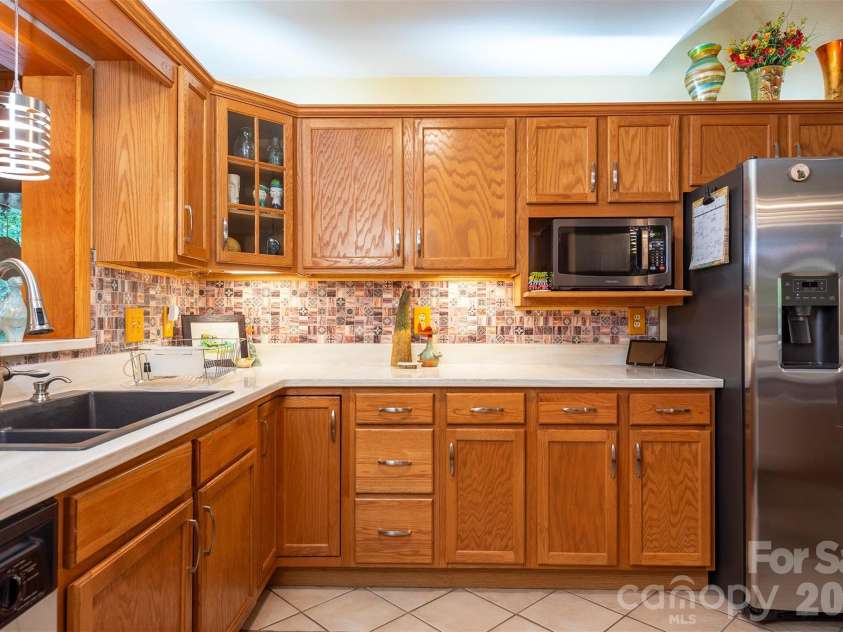 132 Rumbling Bald Road, Lake Lure, NC 28746.  MLS# CAR4385835, YatesRealty ID 26690. 