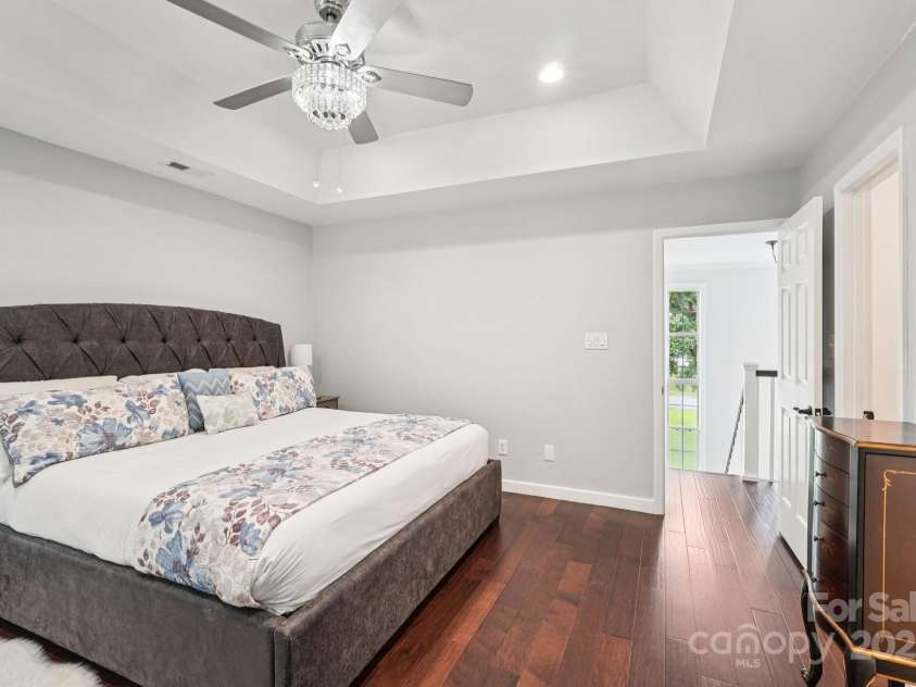 8618 Sam Dee Road, Charlotte, NC 28215.  MLS# CAR4269759, YatesRealty ID 26691. 