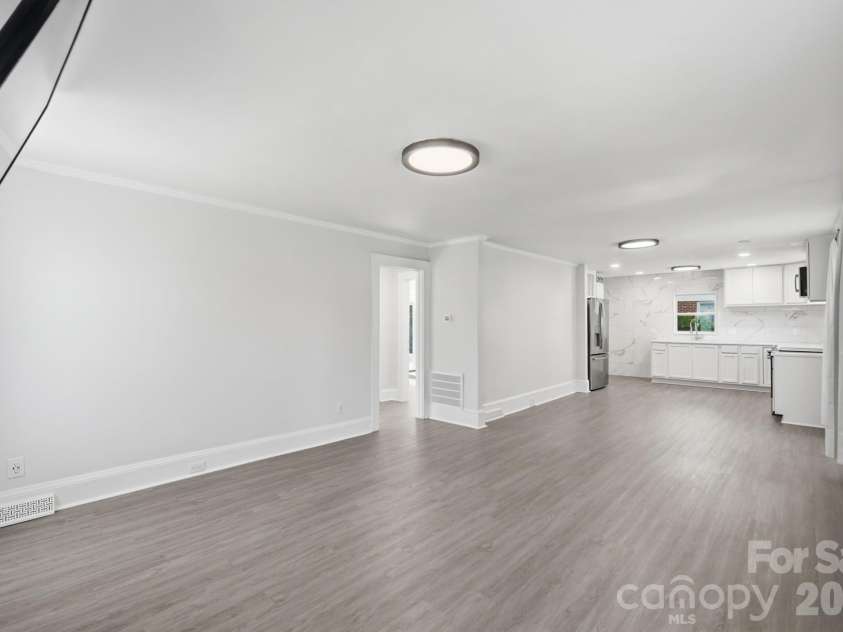 912 Laura Avenue, Kannapolis, NC 28083.  MLS# CAR4381175, YatesRealty ID 26691. 