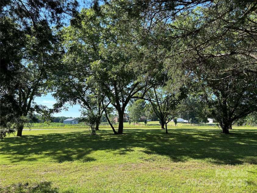 1481 / 1435 Piedmont Road, Blacksburg, SC 29702.  MLS# CAR4281917, YatesRealty ID 26692. 