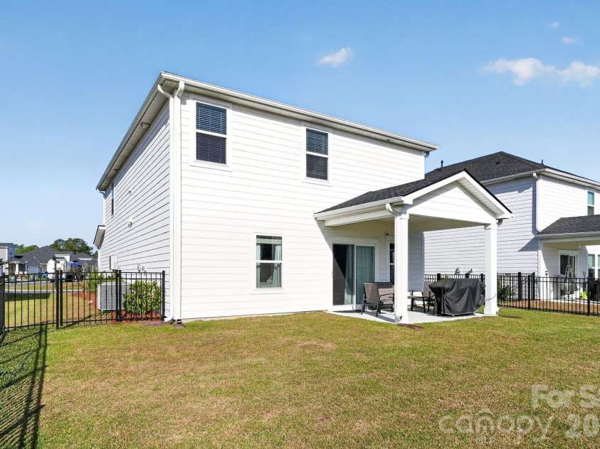 2700 Grand Meadow Drive, Longs, SC 29568.  MLS# CAR4401678, YatesRealty ID 26693. 