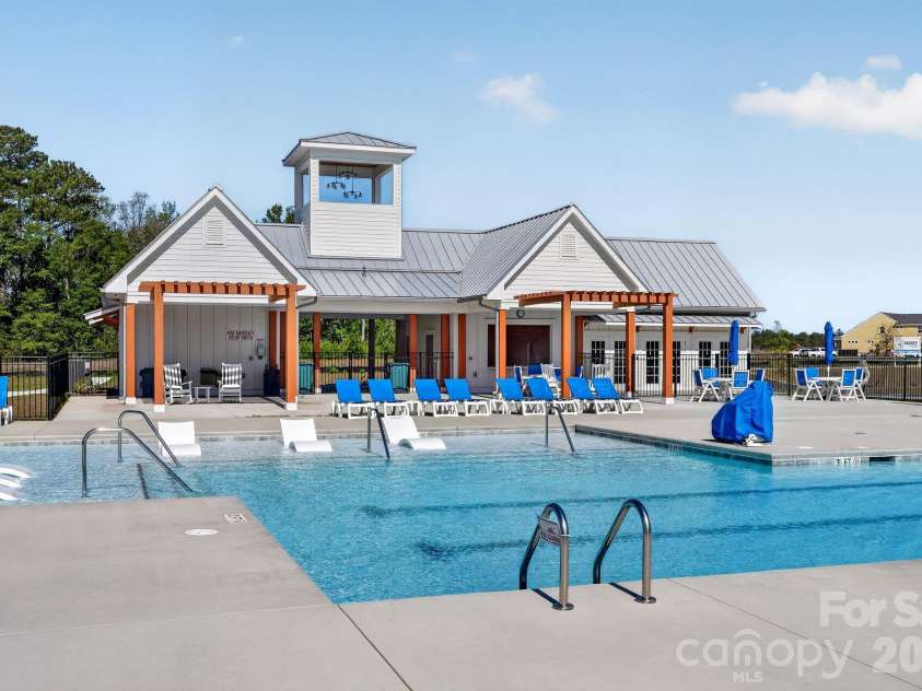 2700 Grand Meadow Drive, Longs, SC 29568.  MLS# CAR4401678, YatesRealty ID 26693. 