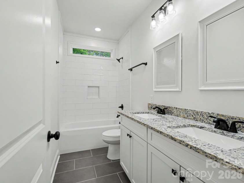 232 Brumley Road, Mooresville, NC 28115.  MLS# CAR4384166, YatesRealty ID 26695. 