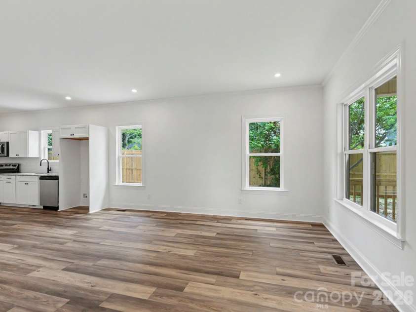 232 Brumley Road, Mooresville, NC 28115.  MLS# CAR4384166, YatesRealty ID 26695. 