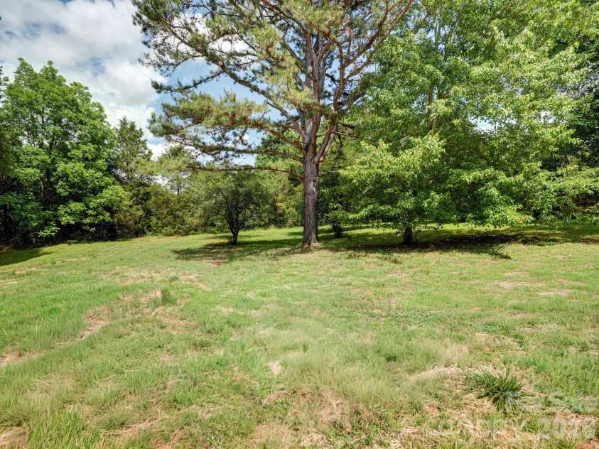 232 Brumley Road, Mooresville, NC 28115.  MLS# CAR4384166, YatesRealty ID 26695. 