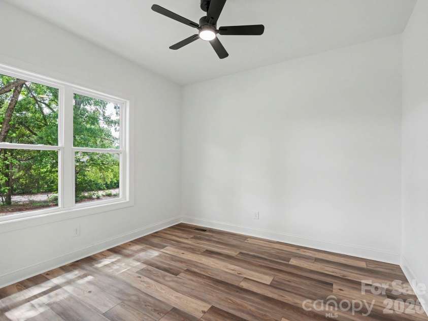 232 Brumley Road, Mooresville, NC 28115.  MLS# CAR4384166, YatesRealty ID 26695. 